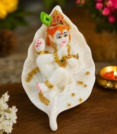 Bal Krishna on Leaf